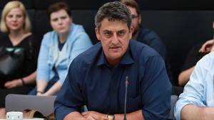 Drogenpolitischer Sprecher der Fraktion DIE LINKE im Bundestag begrüßt geplante Tabakwerbeverbote