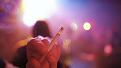 Mangelnder Nichtraucherschutz in Berliner Diskotheken
