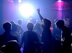 Was bedeutet der Qualm in den Clubs für einen Sänger?