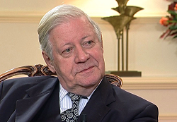 Kein Qualm im Schloss – Helmut Schmidt stellt das Rauchen ein