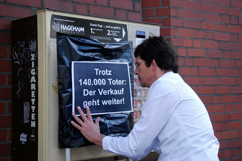 Arzt kämpft weiter gegen die Tabakindustrie
