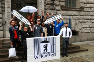 Herzliche Glückwünsche für Berlin Werbefrei